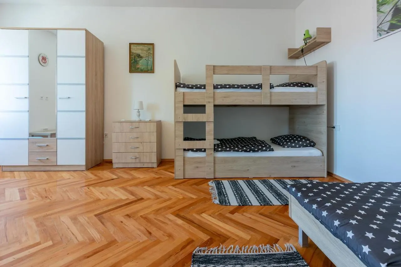 House Tinac Villa Crikvenica 0*,